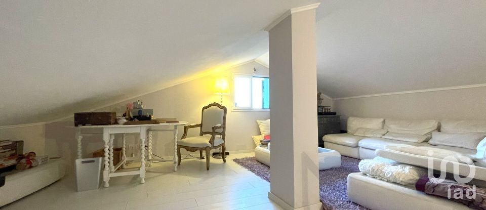 Loft 4 rooms of 63 m² in Villa Faraldi (18010)