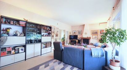 Casale 10 locali di 210 m² in Bardolino (37011)