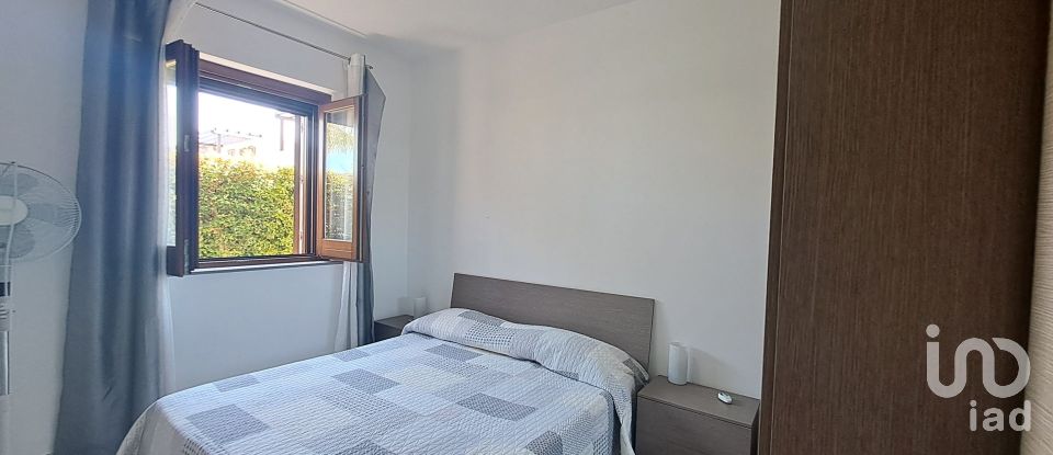 Villa Bifamiliare 4 locali di 54 m² a Campofelice di Roccella (90010)