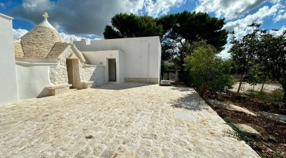 Equestrian facility 6 rooms of 92 m² in Martina Franca (74015)