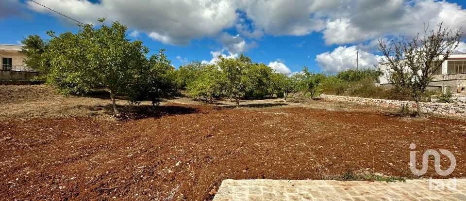 Equestrian facility 6 rooms of 92 m² in Martina Franca (74015)