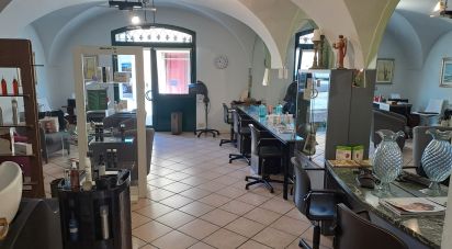 Negozio / locale commerciale di 80 m² in Rovato (25038)