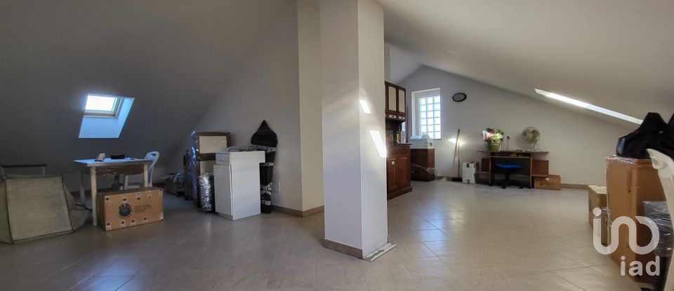 Duplex 5 rooms of 198 m² in Torino (10156)