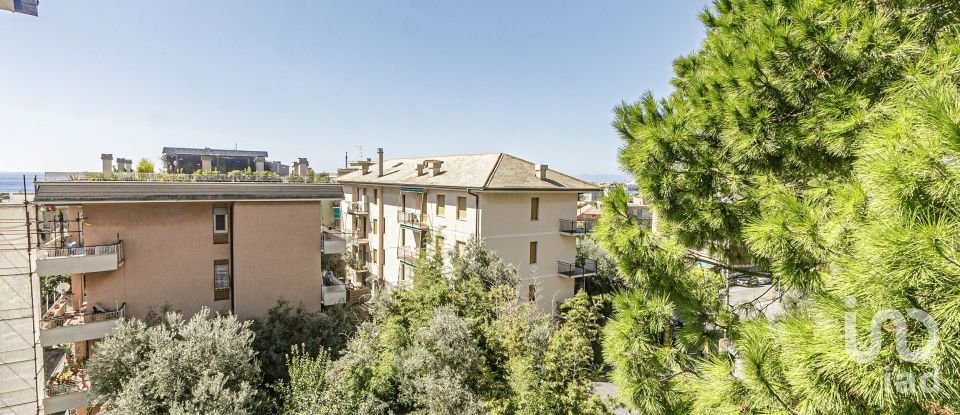 Appartamento 7 locali di 130 m² a Genova (16166)