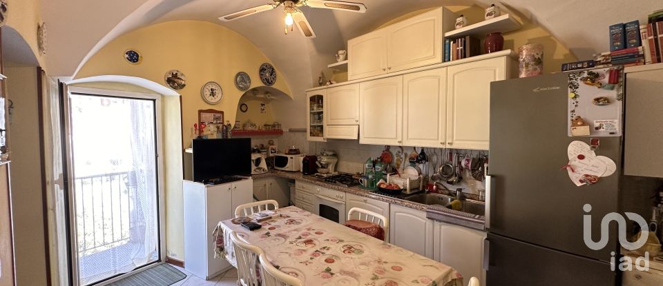 Town house 4 rooms of 120 m² in Toirano (17055)