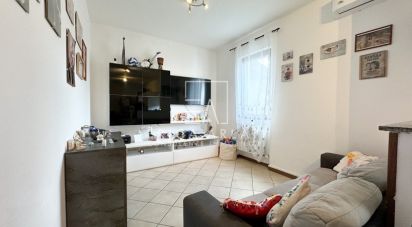 Bilocale di 90 m² a Appiano Gentile (22070)