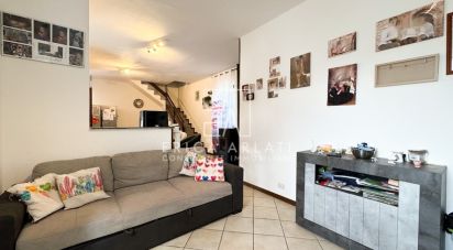 Bilocale di 90 m² a Appiano Gentile (22070)