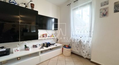 Bilocale di 90 m² a Appiano Gentile (22070)