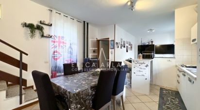 Bilocale di 90 m² a Appiano Gentile (22070)