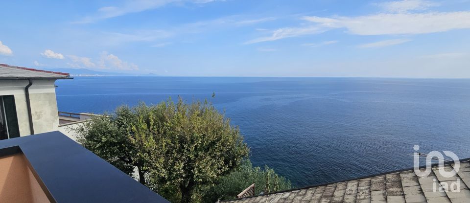 Immobile di prestigio 8 locali di 158 m² a Arenzano (16011)