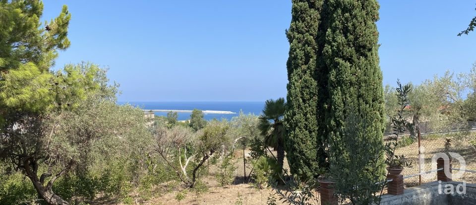 Villa 1 locale di 23 m² in Termini Imerese (90018)