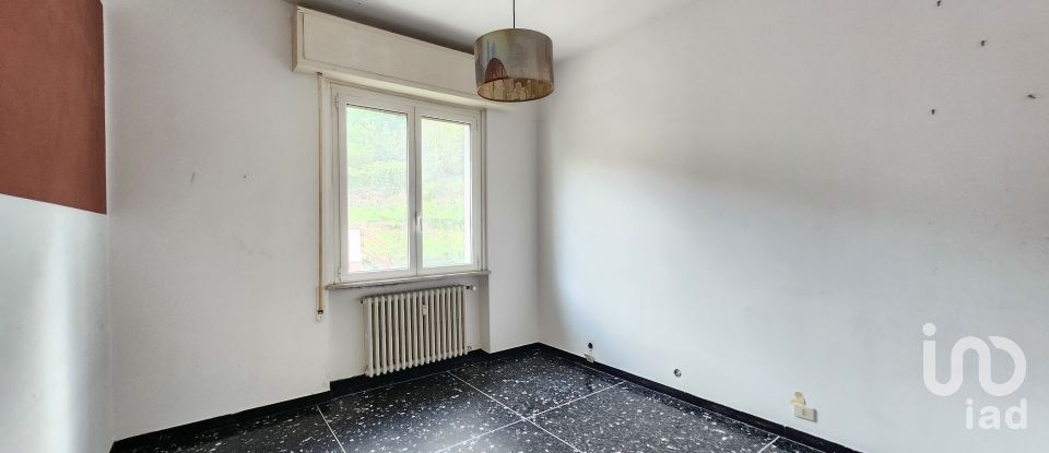 Appartamento 5 locali di 100 m² a Vado Ligure (17047)