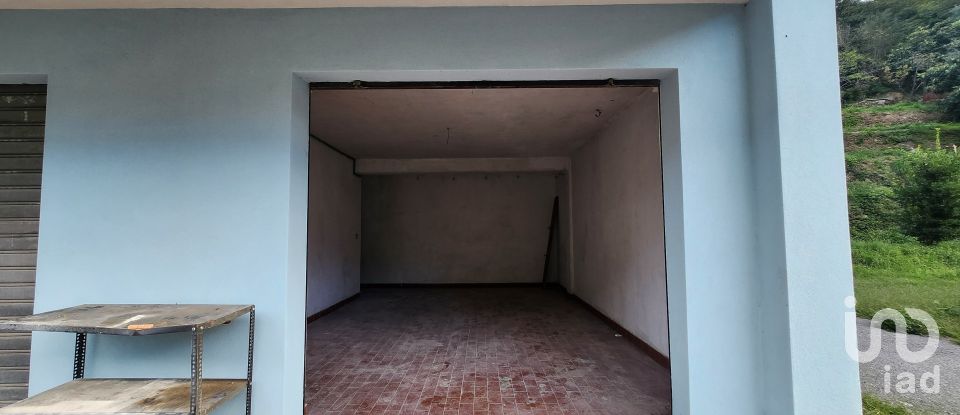 Appartamento 5 locali di 100 m² a Vado Ligure (17047)