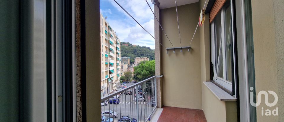 Palazzo / Stabile 6 locali di 94 m² a Genova (16142)