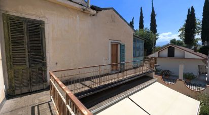 Loft 17 rooms of 220 m² in Sulmona (67039)