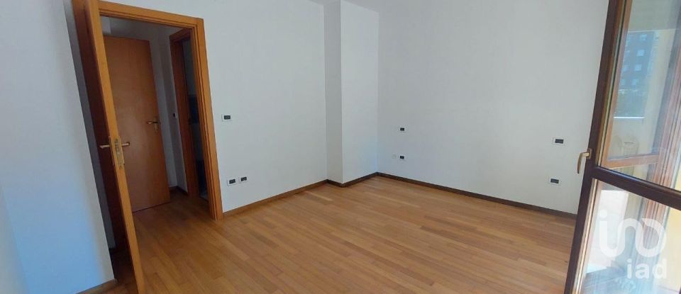 Three-room apartment of 58 m² in Silvi (64028)