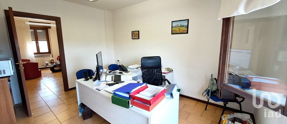 Workshop 5 rooms of 105 m² in Porto Viro (45014)