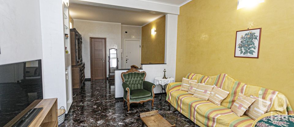 Apartment 7 rooms of 139 m² in Genova (16144)