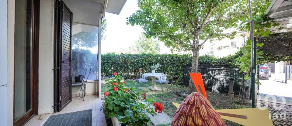 Bilocale di 97 m² a Rimini (47923)