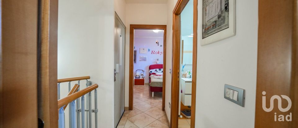 Bilocale di 97 m² a Rimini (47923)