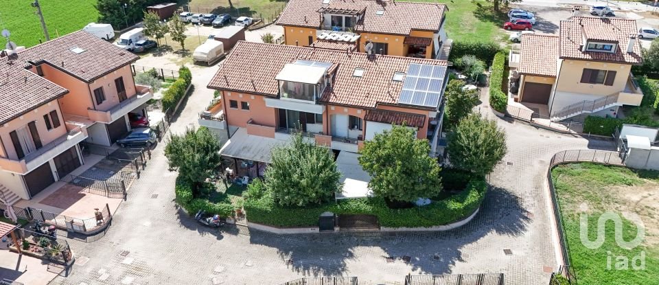 Bilocale di 97 m² a Rimini (47923)