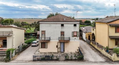 Casa 5 locali di 199 m² in Bondeno (44041)