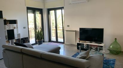 Casa 11 locali di 250 m² in Città Sant'Angelo (65013)