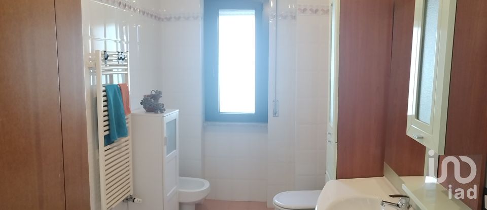 Casa 11 locali di 250 m² in Città Sant'Angelo (65013)