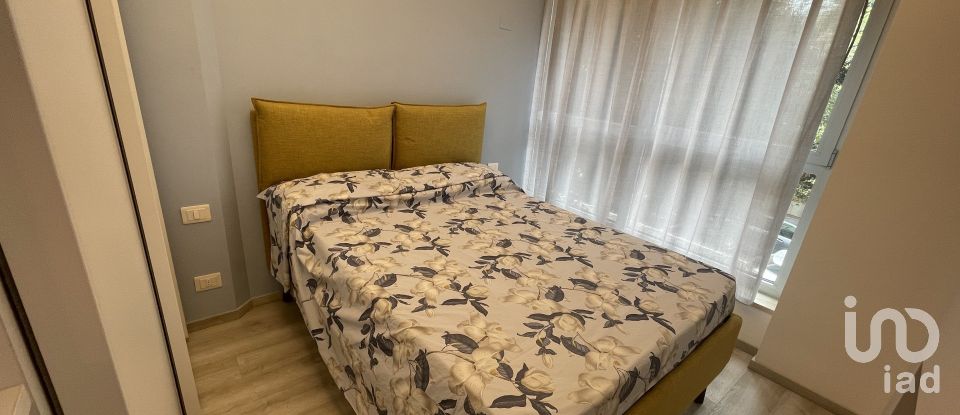 Hotel 1 room of 40 m² in Civitanova Marche (62012)