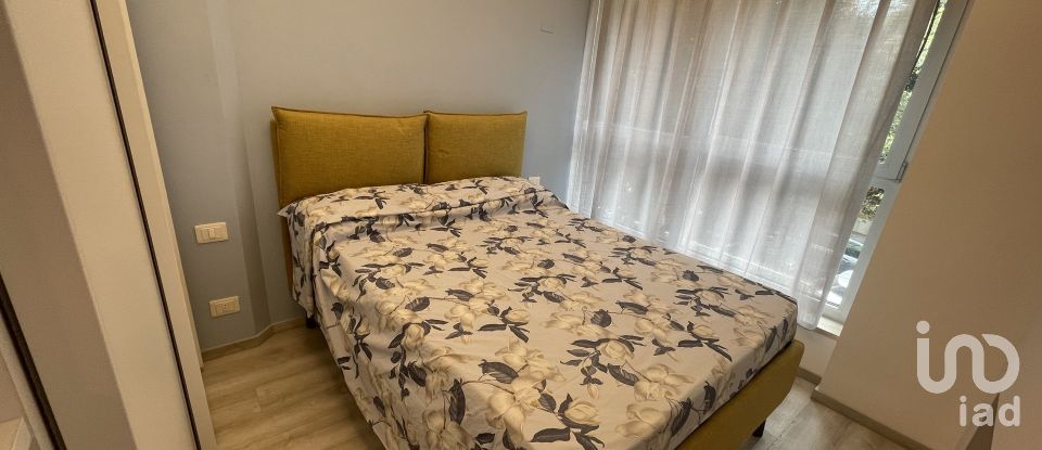 Hotel 1 room of 40 m² in Civitanova Marche (62012)