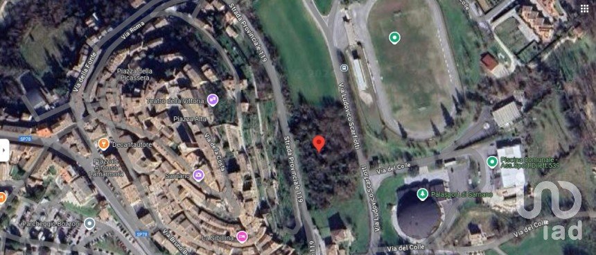 Land of 7,200 m² in Sarnano (62028)