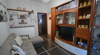 Four-room apartment of 75 m² in Genova (16159)