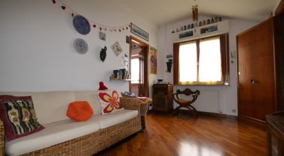 Four-room apartment of 80 m² in Sant'Olcese (16010)