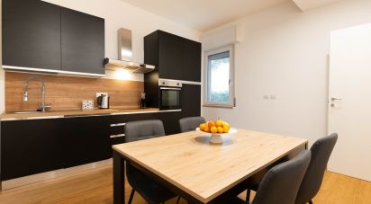 Casa indipendente 9 locali di 300 m² in Bussolengo (37012)