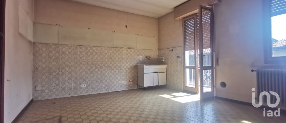 Casa 6 locali di 190 m² in Lonato del Garda (25017)