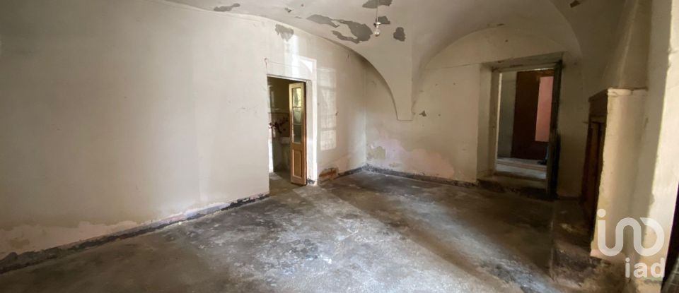 Casa 6 locali di 190 m² in Lonato del Garda (25017)