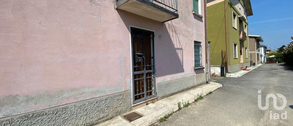 House 3 rooms of 140 m² in Montichiari (25018)