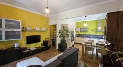 Four-room apartment of 126 m² in Genova (16135)