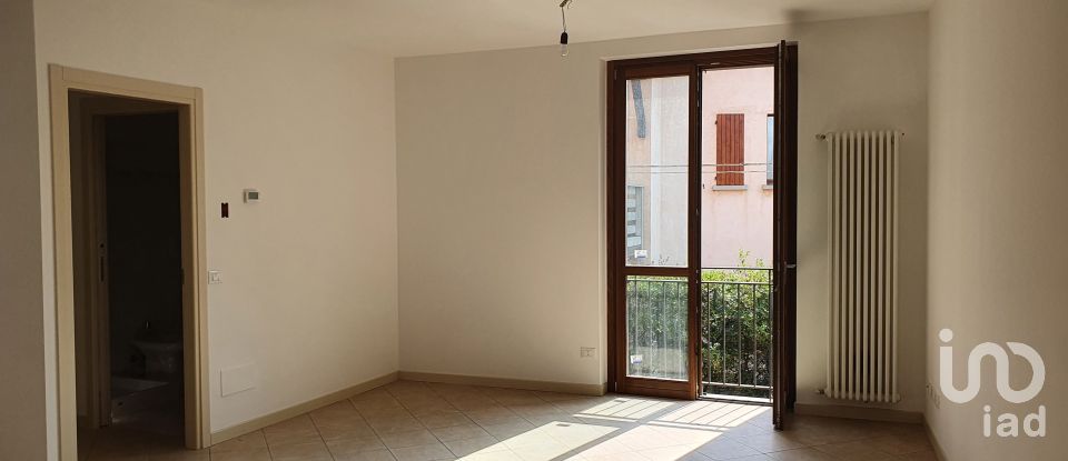 Three-room apartment of 85 m² in Palazzago (24030)