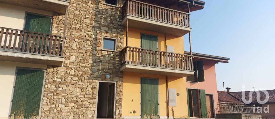 Three-room apartment of 85 m² in Palazzago (24030)