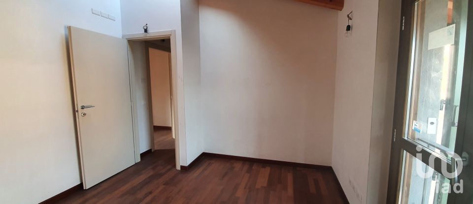 Three-room apartment of 108 m² in Palazzago (24030)