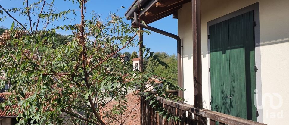 Three-room apartment of 85 m² in Palazzago (24030)