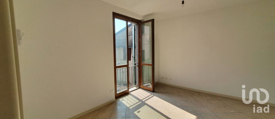 Two-room apartment of 63 m² in Palazzago (24030)