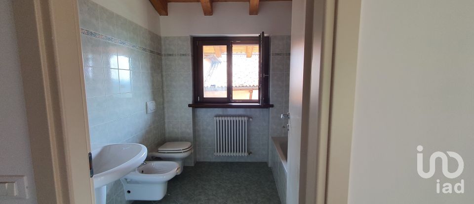 Two-room apartment of 63 m² in Palazzago (24030)