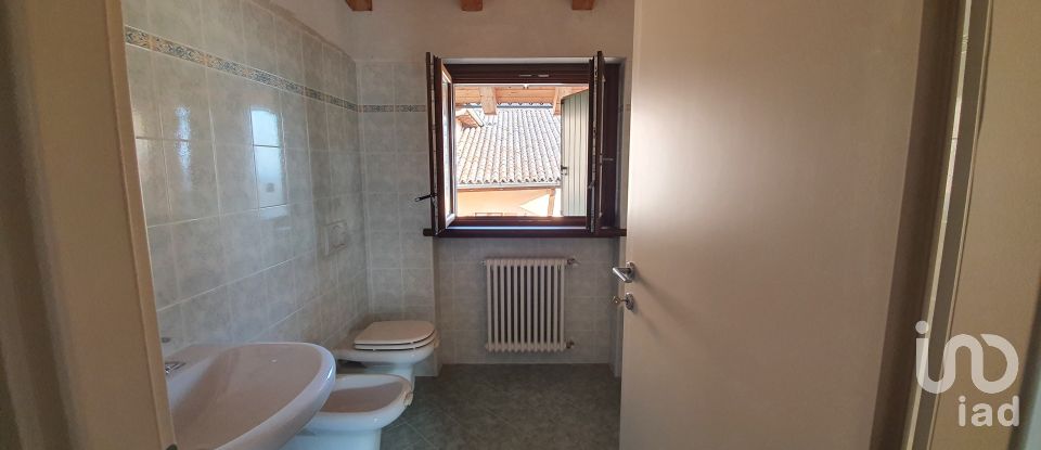 Three-room apartment of 96 m² in Palazzago (24030)