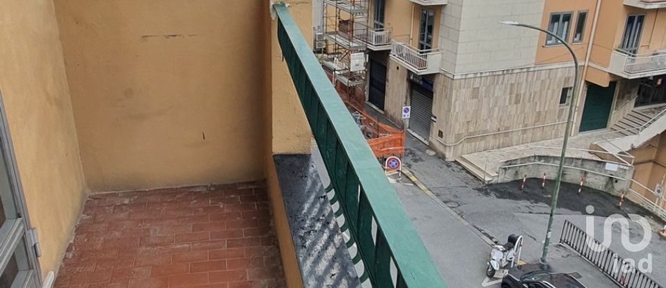 Appartamento 7 locali di 90 m² a Genova (16134)