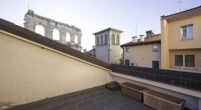 Loft 3 rooms of 70 m² in Verona (37121)