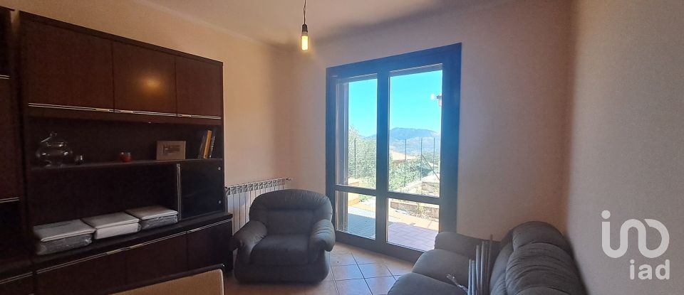 Apartment 7 rooms of 190 m² in Castelbuono (90013)