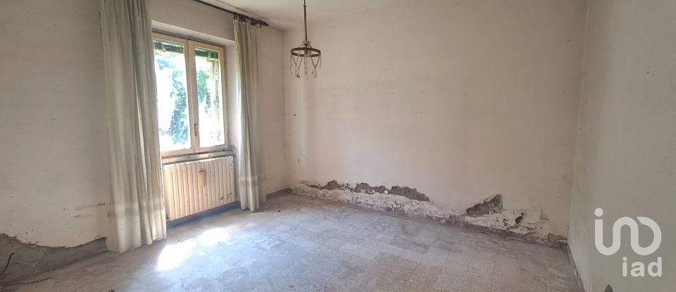 Appartamento 5 locali di 70 m² a Crespino (45030)