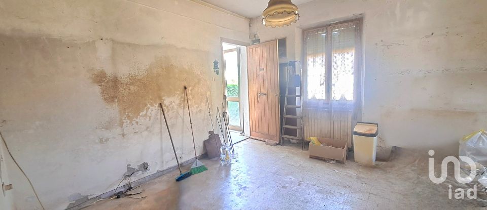 Appartamento 5 locali di 70 m² a Crespino (45030)